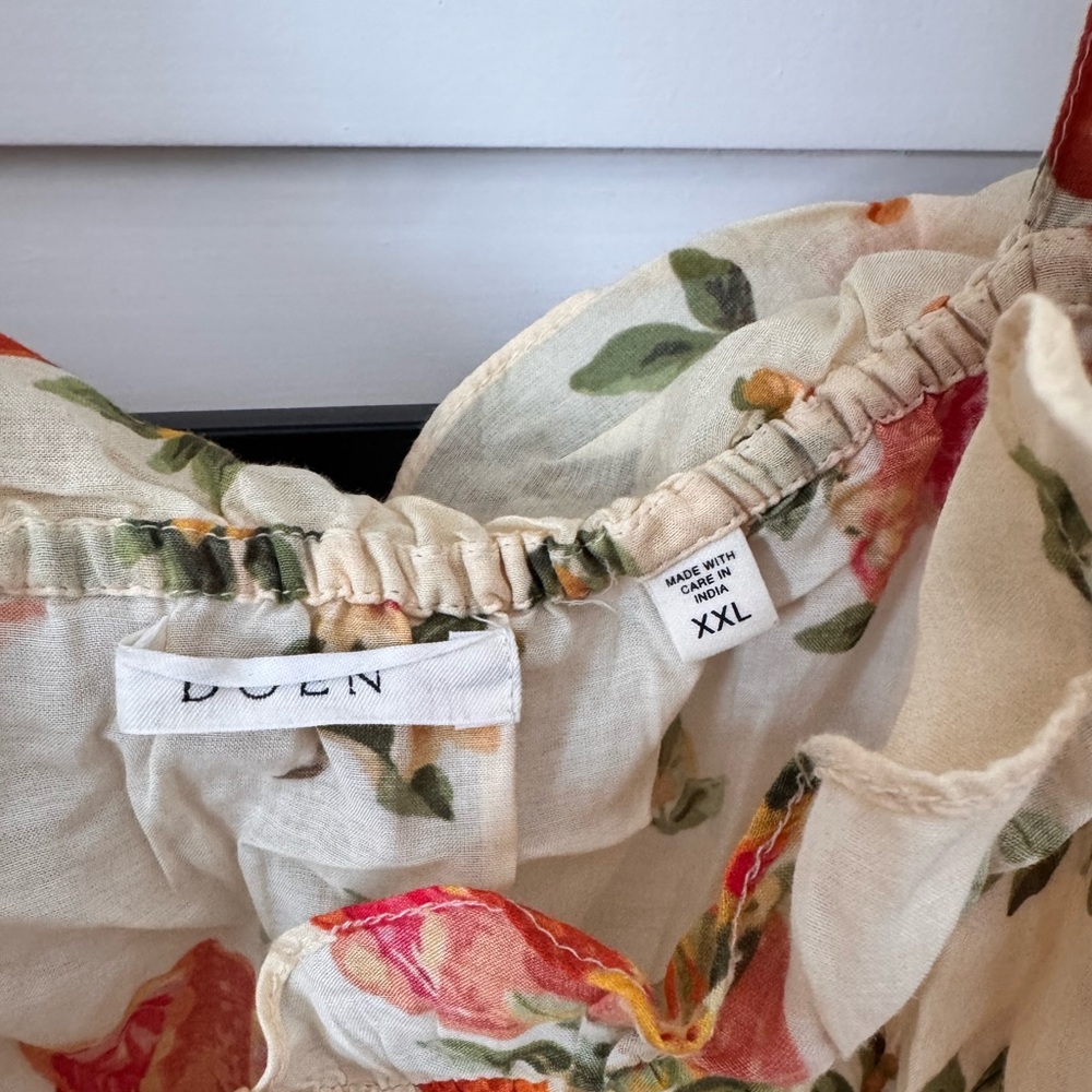 Doen Cream Maxi Dress with Red and Green Floral Motif - Picture 2 of 2